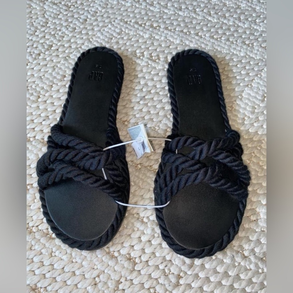 GAP black rope sandals BNWT 7.5